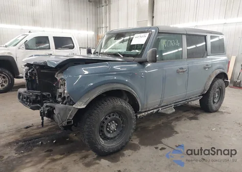 2023 Ford Bronco Black Diamond z USA, uszkodzony, nr VIN 1FMEE5DH4PLC18290